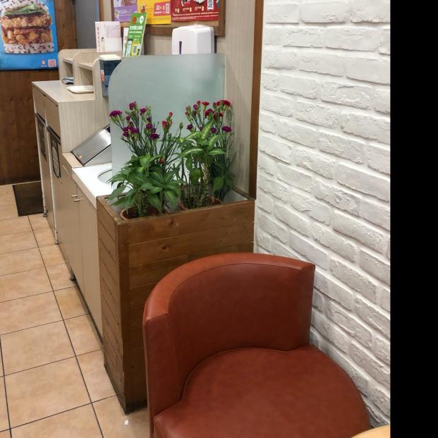 打烊班（北投店摩斯漢堡）承德幹線或302公車北投國小站