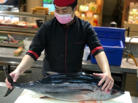 山口小鼎膾丼飯 （假日）工作夥伴