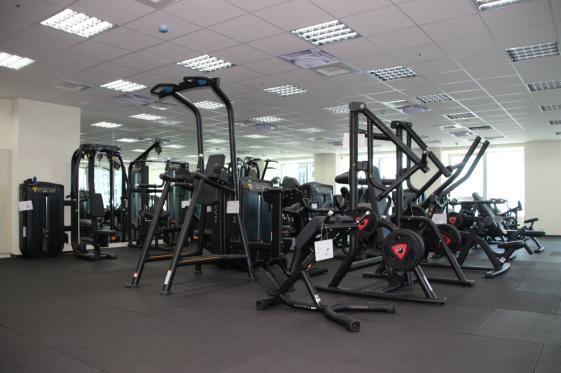 屋馬燒肉崇德店【內外場計時人員】時薪215-255元/一段班