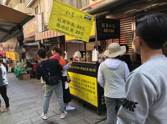 杯蓋帶著走/飲料假日工讀