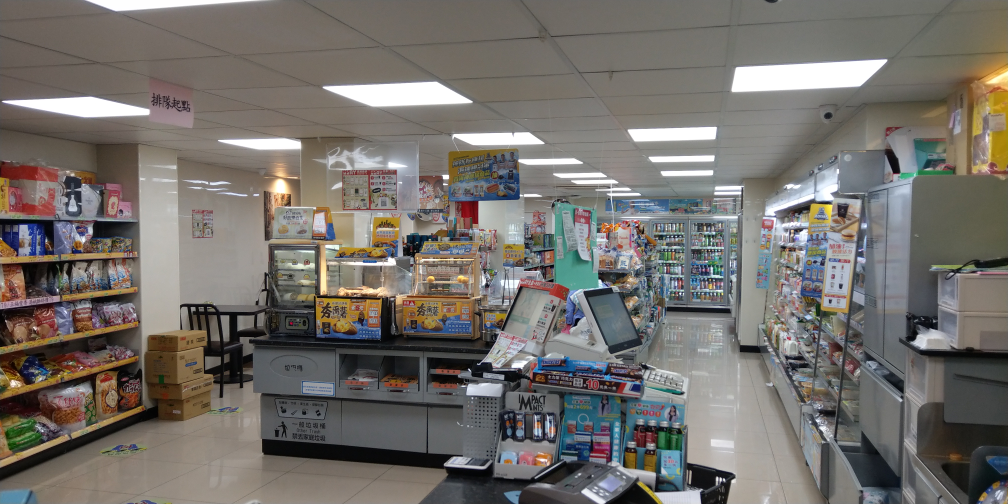 超商 全家 深坑 大夜班