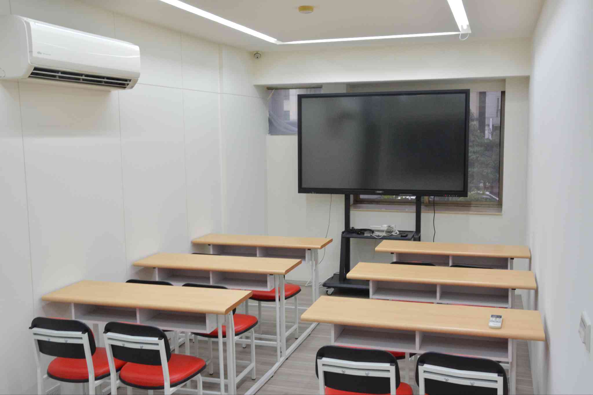 國中數理輔導老師