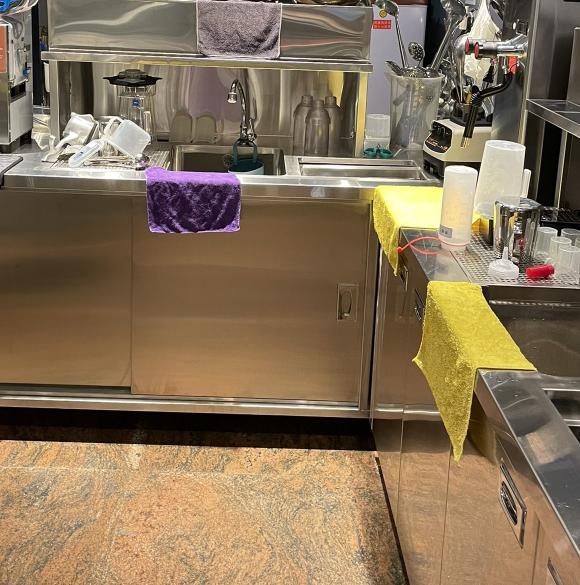 萬波-搖飲料、吧檯、櫃檯（飲料店、餐飲）早班、晚班