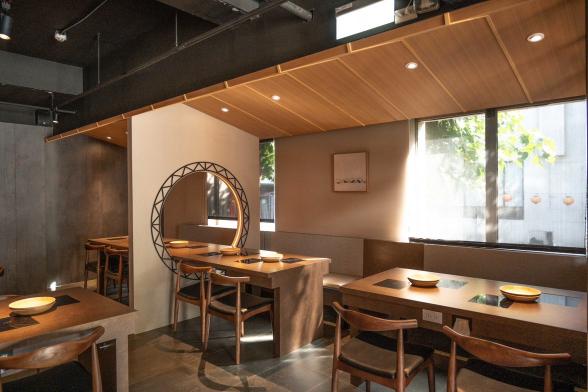 200起！論石間鍋物-國美店 外場 早班/晚班/假日計時