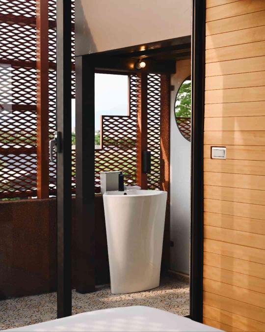 兼職管家（早餐，房務）