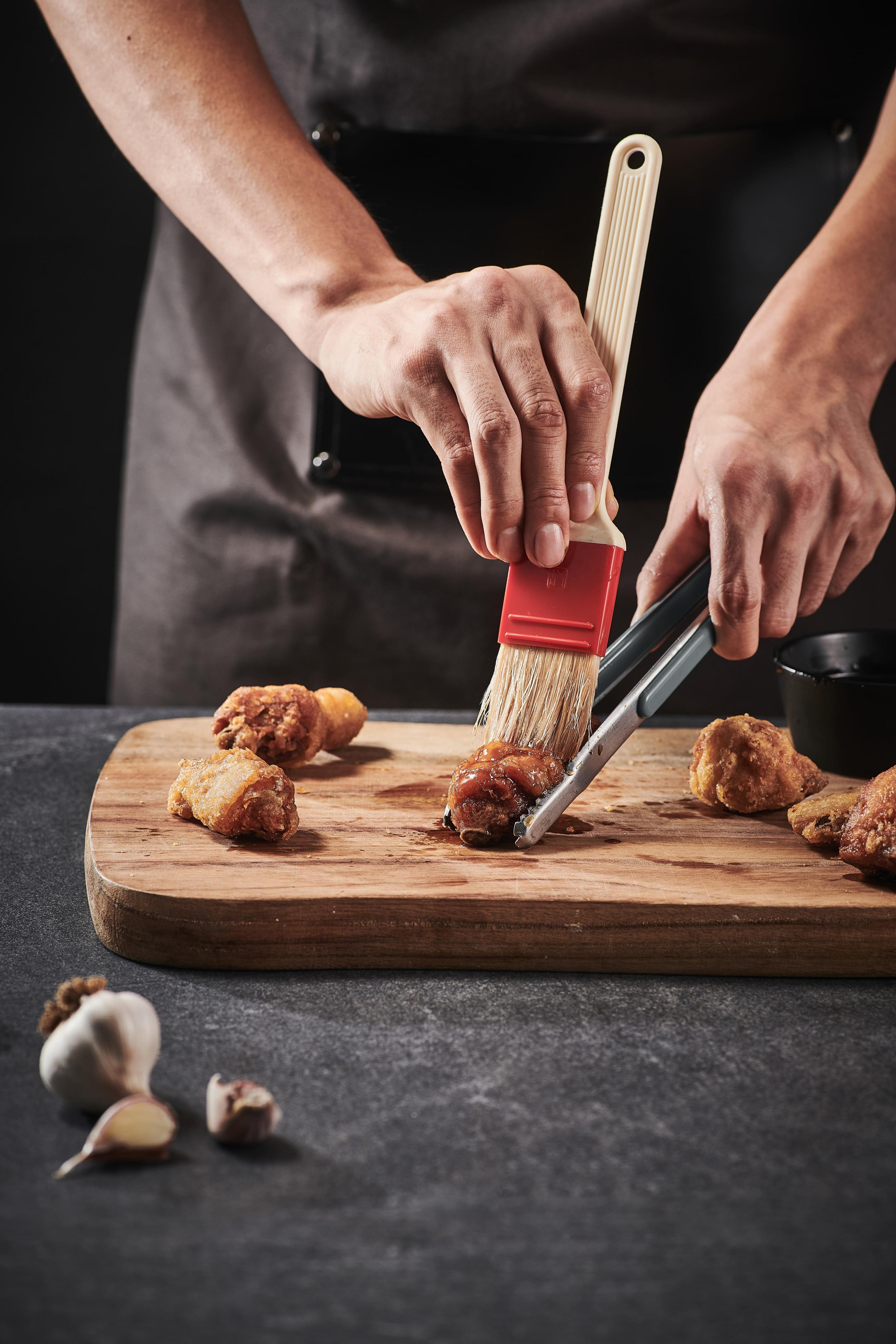 橋村炸雞-板橋環球《內外場兼職／計時／工讀夥伴》時薪205-250🎀加碼假日津貼