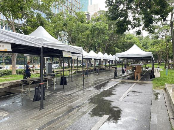 4/9（四） 屏東恆春縣城北門實施活動快速帳蓬搭設等事宜