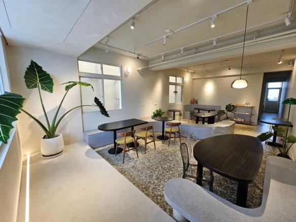 咖啡廳內場人員