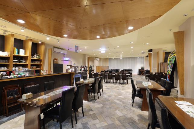 中餐廚師（供食宿）