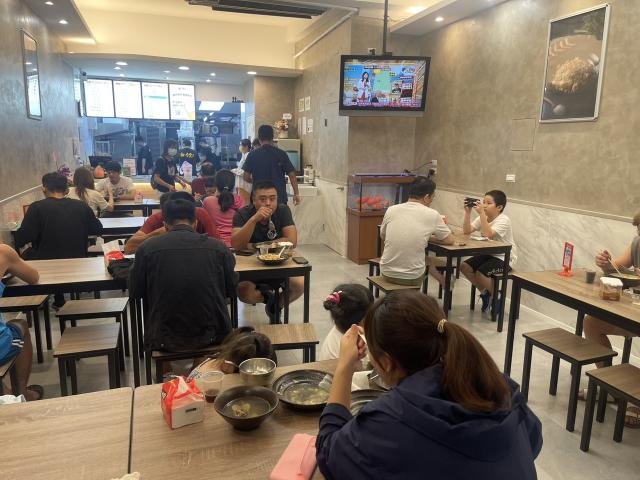 太豐御炒復國總店 誠徵助手/週休二日