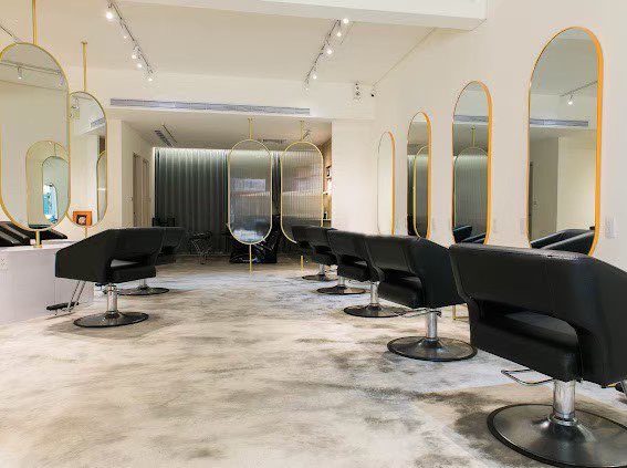 喜歡玩水嗎？那你來洗頭💦