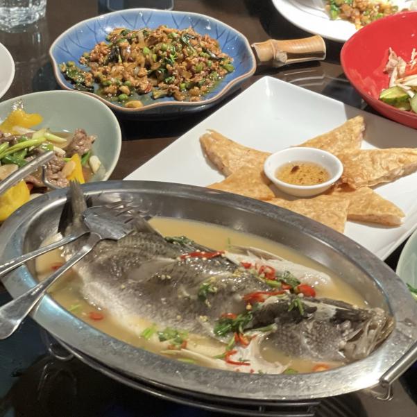 假日 早晚班工讀生