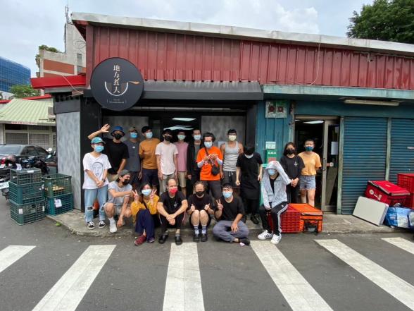 急徵！午餐取餐發餐機車夥伴(信義區)高時薪、見紅休、排單穩定