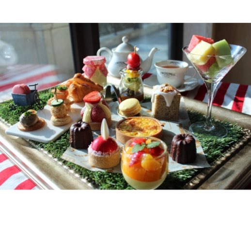 西餐廳外場服務人員