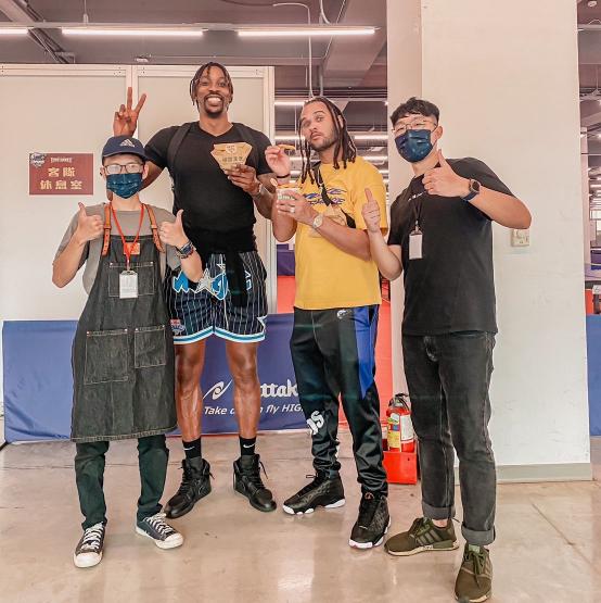 台北知名行動漢堡餐車徵服務員/工讀生/中正內湖松山永和