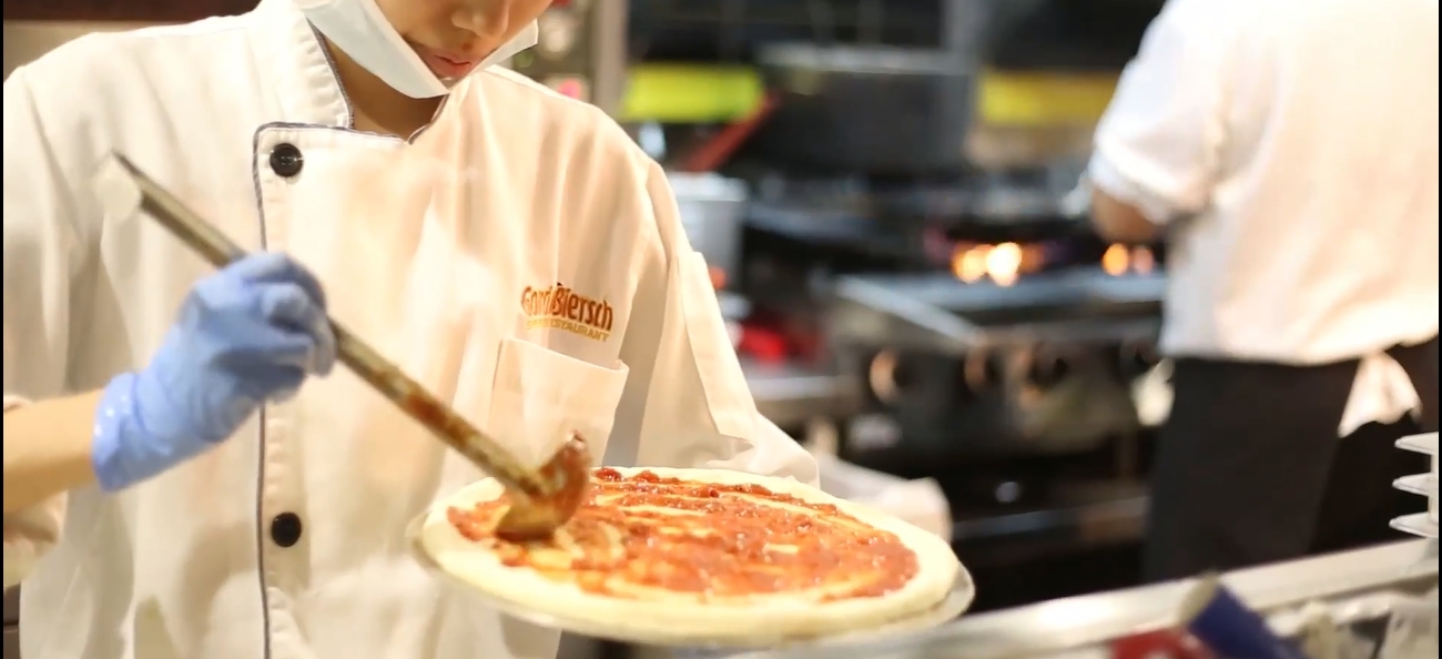 【台中店】內場PT #時薪200元 #工時達標 220元/時