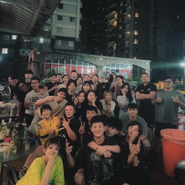 🌍Worldgym黎明店徵 客服人員