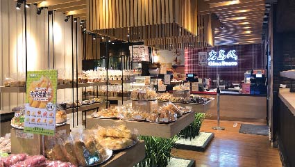 中班工讀-岩島成麵包(中壢大江)