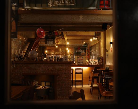 Echo161- Draft Beer 餐酒館 (晚班外場）