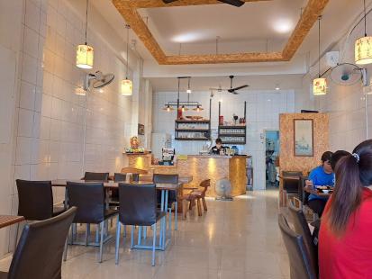 假日外場. 兩段班(短期勿擾