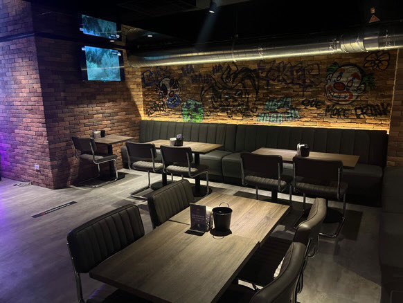 Joker-活潑好玩餐酒館外場服務員