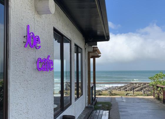 三芝區海景咖啡廳徵服務工作人員