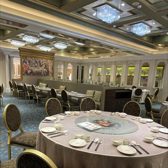 假日工讀生四名