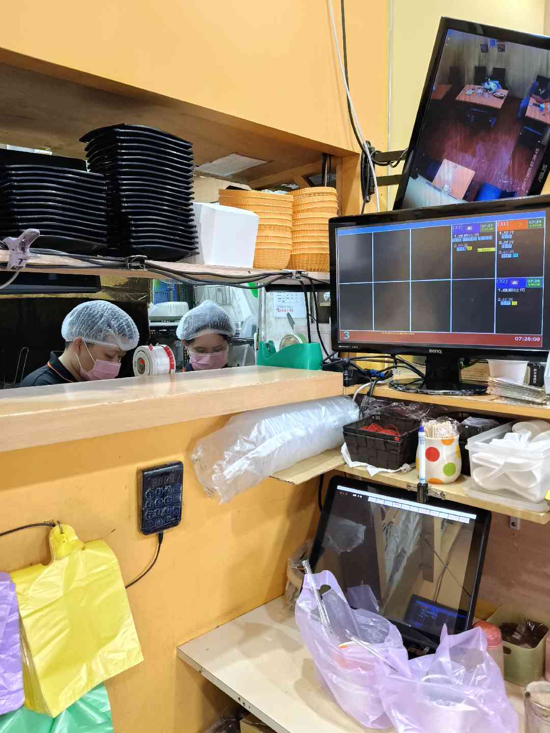 內場/假日/有冷氣/有教學/196-230薪/時間彈性/早餐店/兼職/工讀