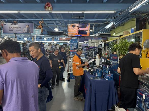 門市人員（歡迎中壯齡、二度就業）