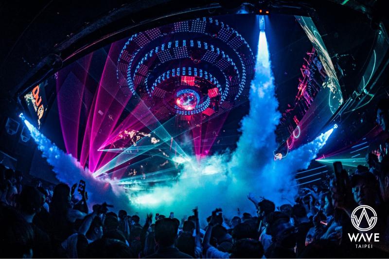 《信義區 wave 夜店》外場PT