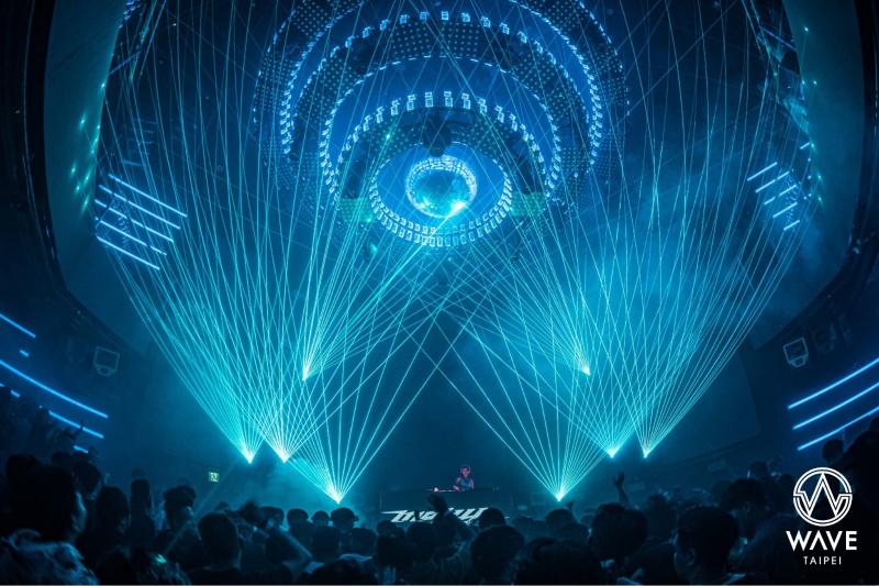 《信義區 wave 夜店》外場PT