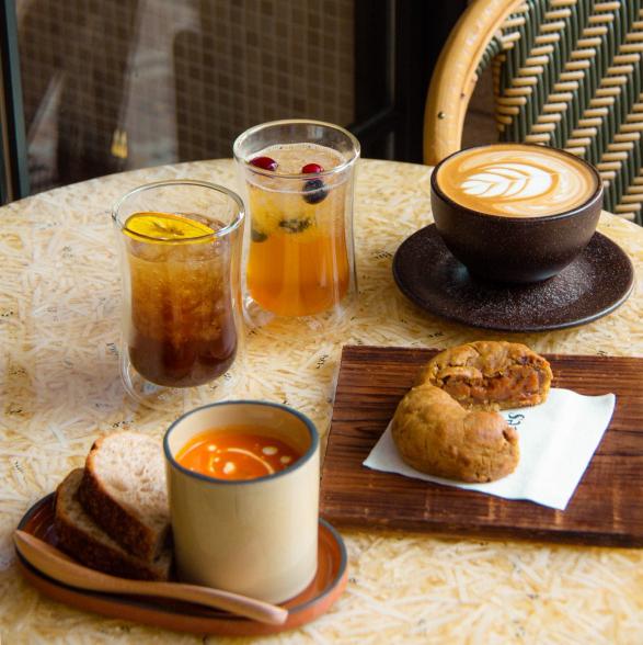 精品咖啡廳服務人員