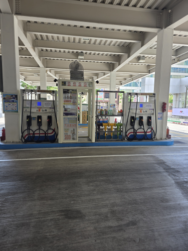 經國路加油站7-14