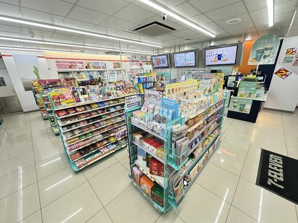 ❤️ 急徵晚班門市人員～🥹🥹7-11立莊、莊敬門市。～交出你的履歷吧！