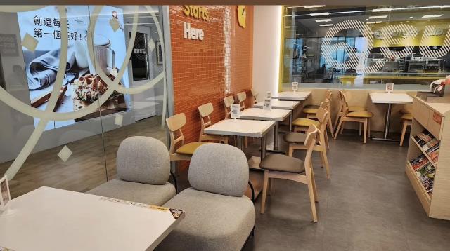 Qburger急徵5-9:00 三重創英店 平假日計時人員