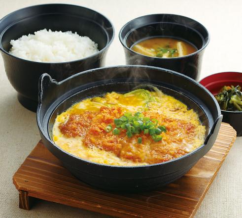 ☆時薪最高220元★《台灣珍有福Joyfull-新店碧潭店》內/外場兼職服務人員