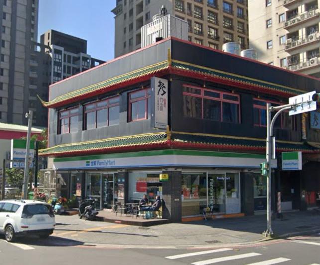 [推薦] 全家超商林口菁英店 店員 #機捷A9捷運站