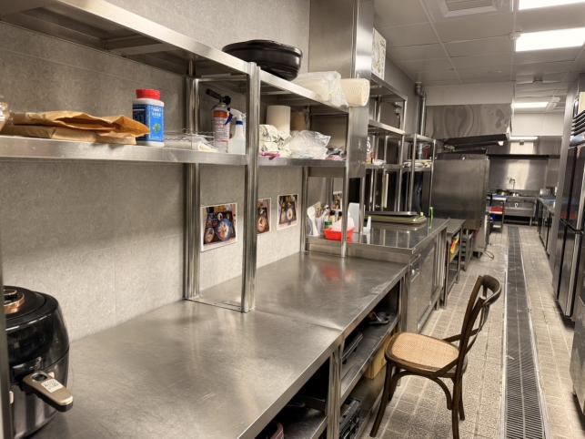 臻味食府-廚房助手