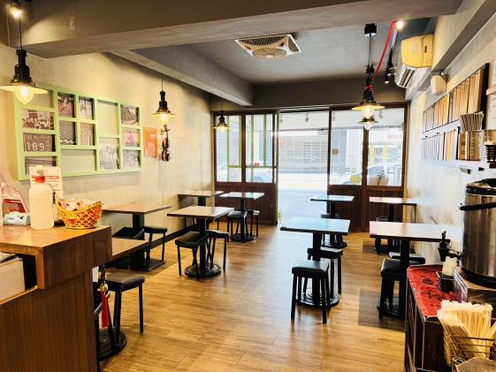 廚師助手(免費供餐)