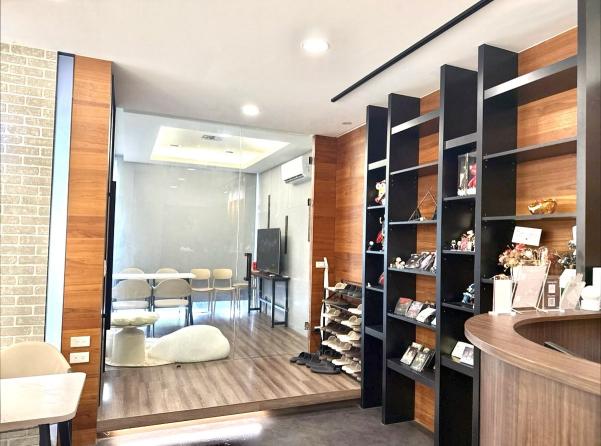 癮密工作室 - 假日帶場小天使 （密室逃脫）