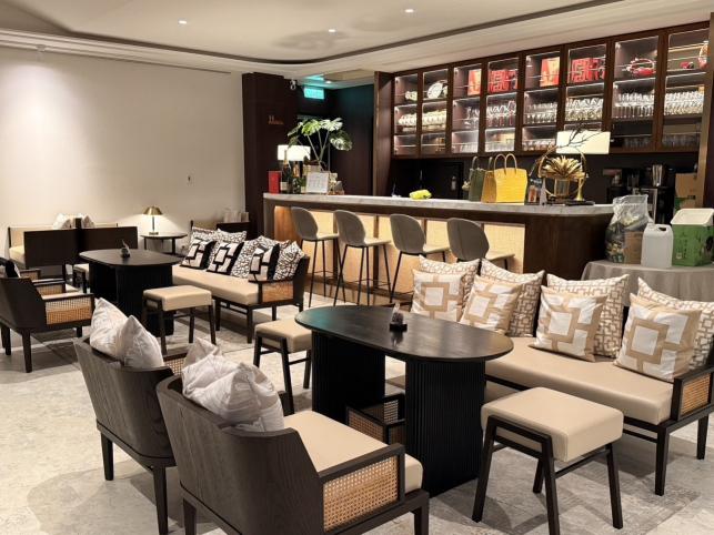 臻味食府-兼職服務生