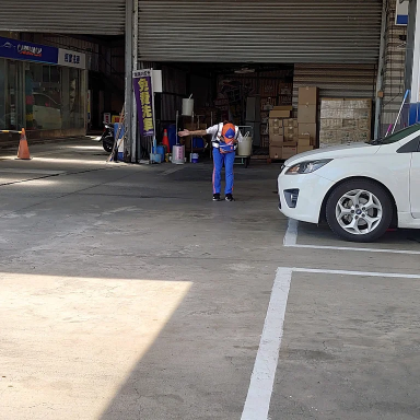 誠徵跨班／中班工讀生(12-20，15-20，16-20，15-23)