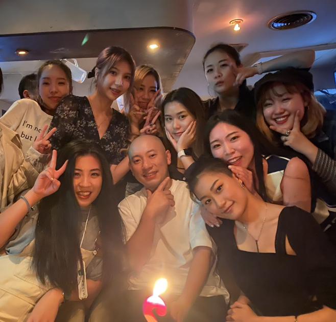 麗濱美式飛鏢吧誠徵吧檯，會計，外場，兼職人員