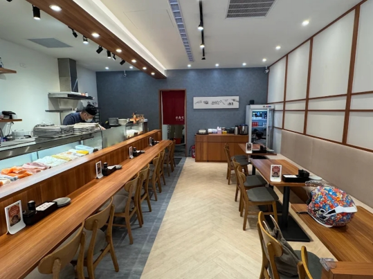 莊壽司  外場平日晚班／外場假日工讀