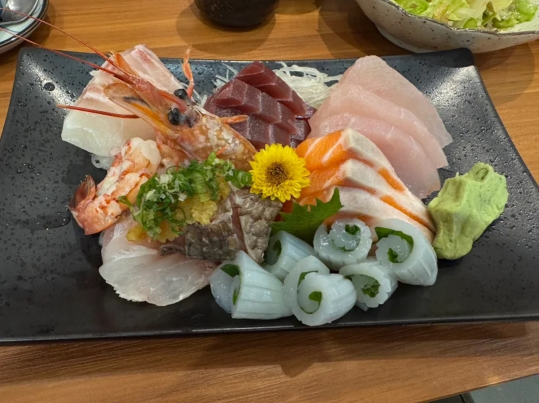 莊壽司  外場平日晚班／外場假日工讀