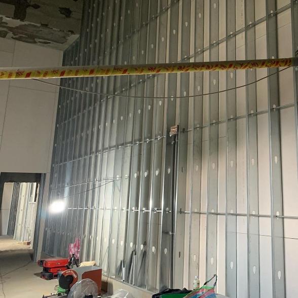 輕隔間 輕鋼架天花板學徒（無經驗可）、半技、師傅