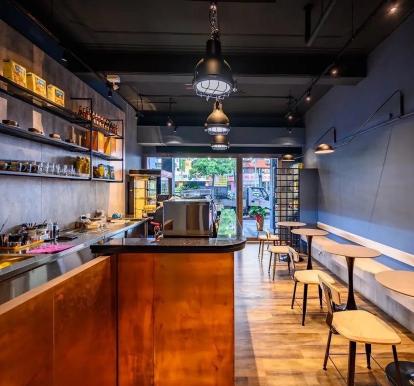 餐廳外場晚班工讀生