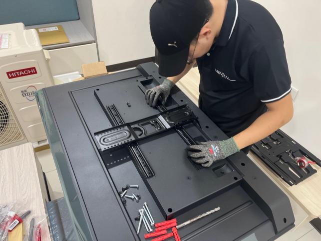 外勤跟車、電視維修助手