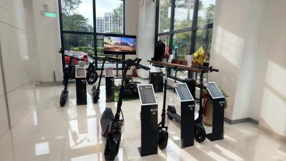 SEGWAY 計時門市人員 (林口旗艦店）