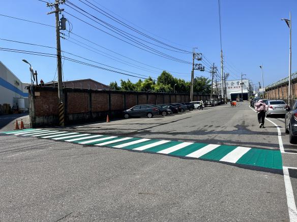 道路標線標誌工程人員